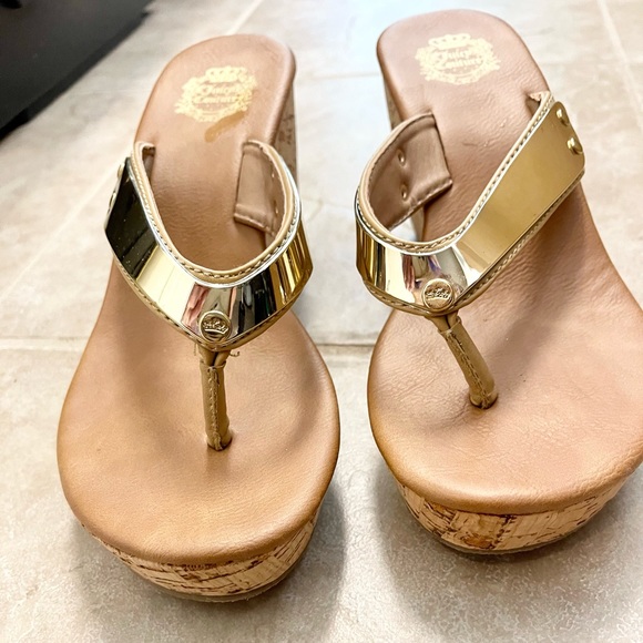 Gorgeous Juicy wedge platform sandals! - Picture 5 of 13